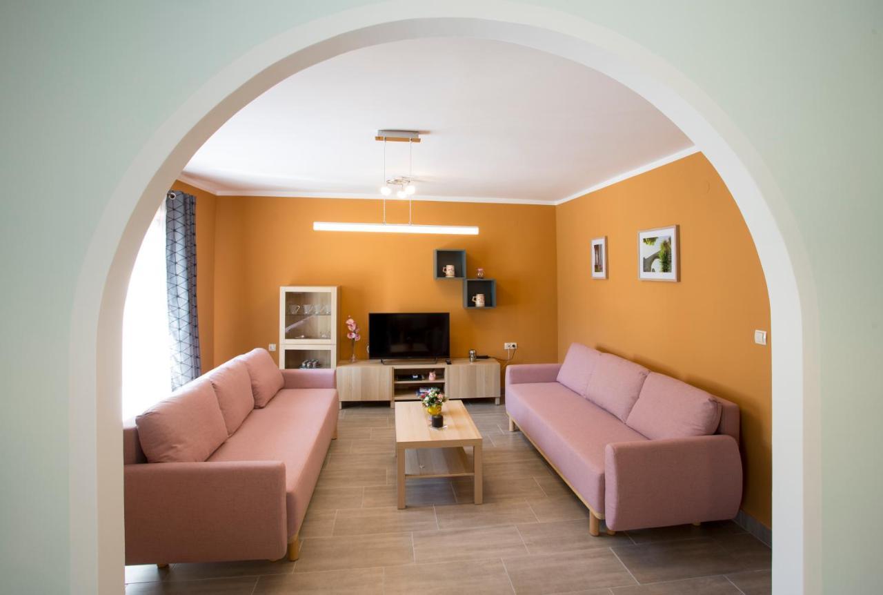 Apartman Lori Кастав Екстер'єр фото
